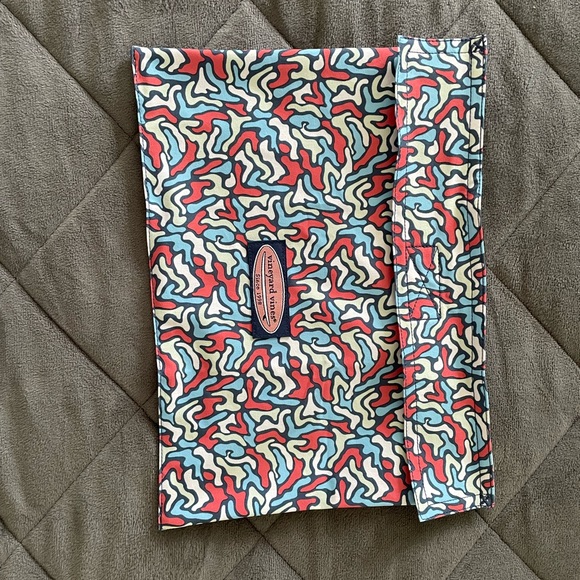 Mens Vineyeard Vines swim trunks — Small - Picture 3 of 6